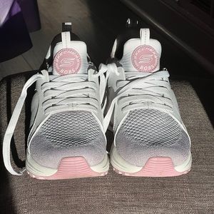 BOBS by Skechers women’s size 8 with memory foam